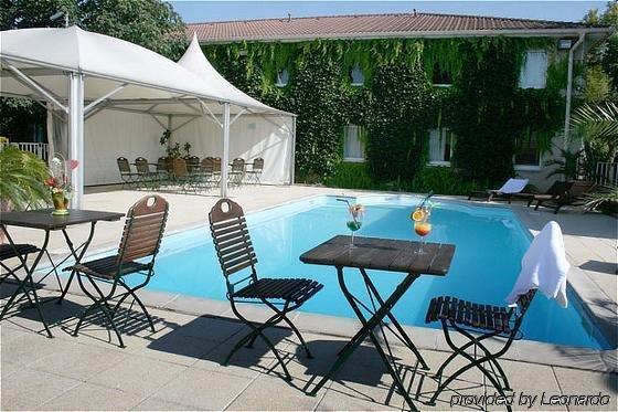 Les Colonnes Strasbourg Zenith Hotel Eckbolsheim Luaran gambar